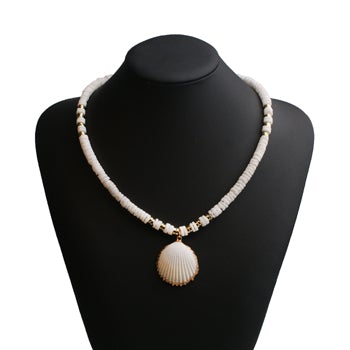 Collier Perles Blanches et Coquillage